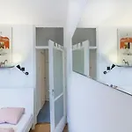 Mohinga * Budapest