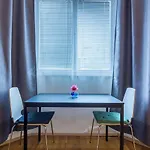 Mohinga Apartamento