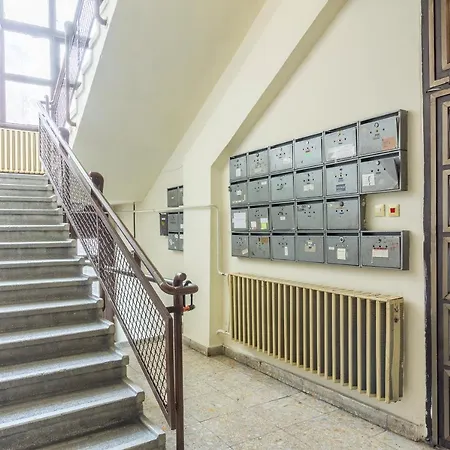 Mohinga アパート *